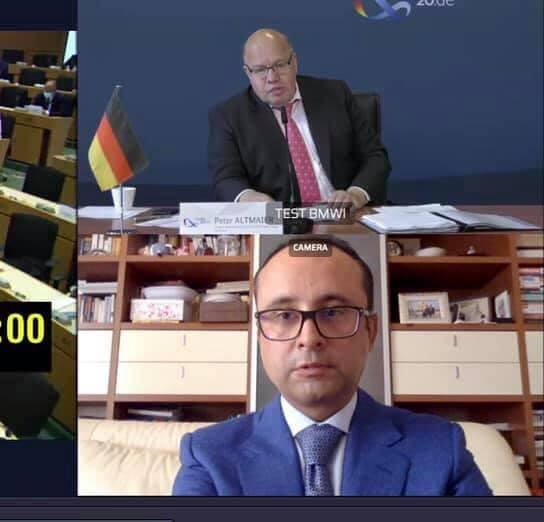 Ministrul german al Economiei, Peter Altmaier, in discutie cu Cristian Busoi