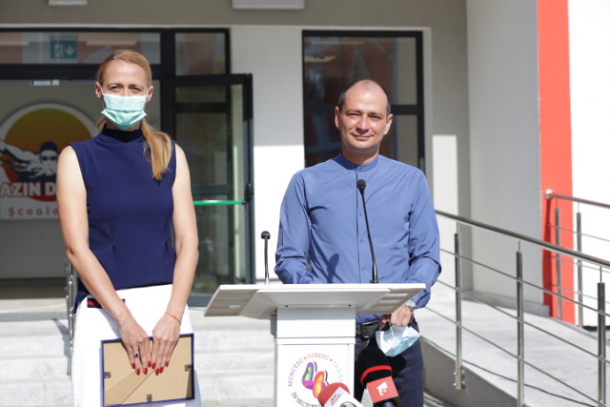Bazin de inot semiolimpic, inaugurat in Sectorul 4