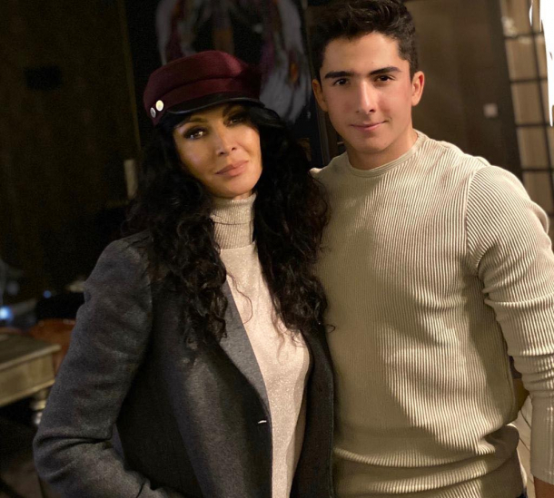 Fiul Mihaelei Radulescu a implinit 16 ani