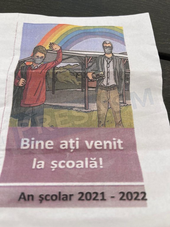 pliant elevi inceput de an scolar mesaj subliminal lgbt
