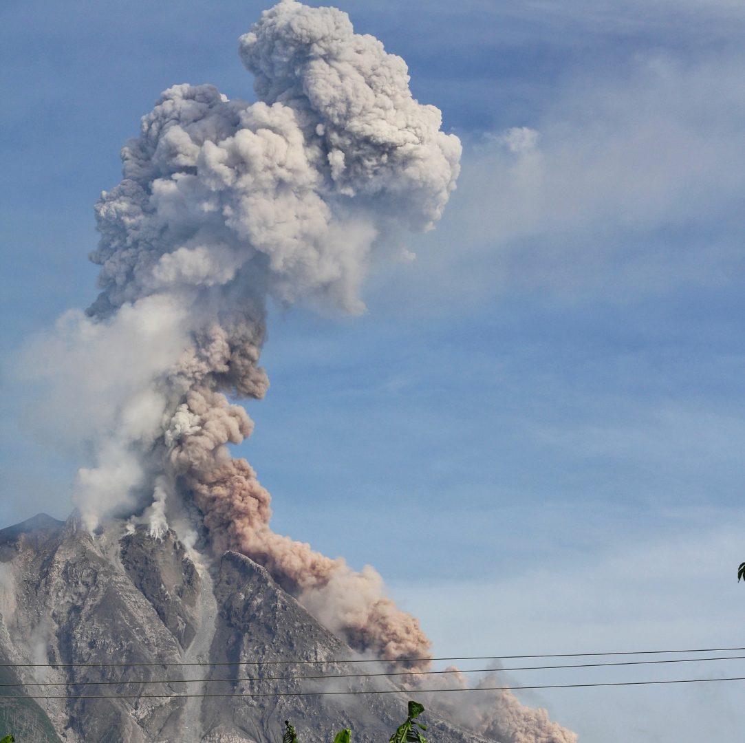 „Alertă galbenă” pentru activitatea vulcanului Popocatepetl. Cenușa lui anulează zborurile din Mexico City