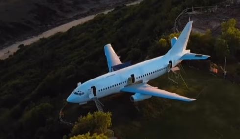 Nouă investigație a avioanelor Boeing, după ce capacul motorului unei aeronave a căzut în timpul decolării