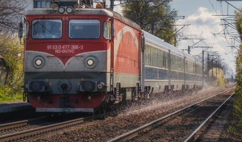 Începe săparea celui mai lung tunel feroviar din România. Ștefan Etveș: În 15 luni ar trebui să sape aproximativ 7 kilometri. Este foarte important ca aceste mașinării să nu se oprească (VIDEO)