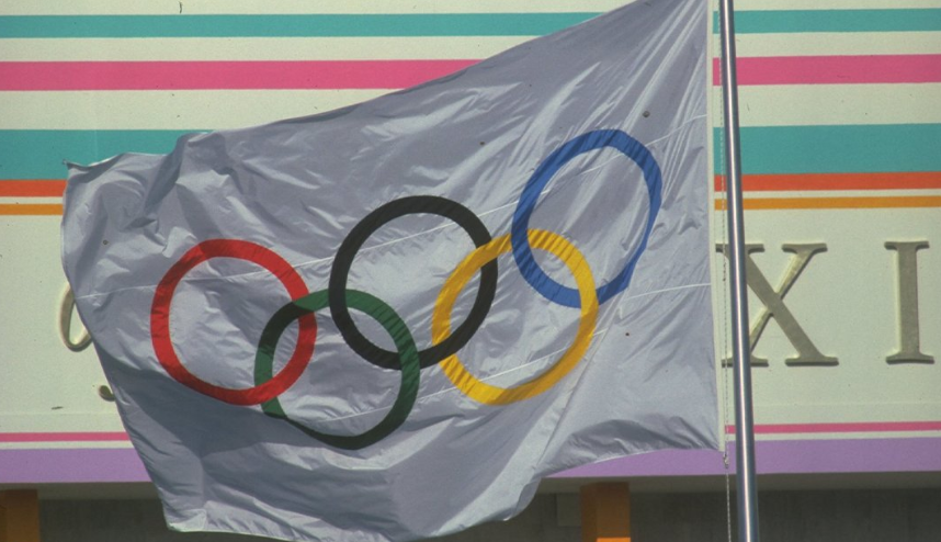 Sindicatul polițiștilor francezi amenință să perturbe ștafeta torței olimpice pe durata Jocurilor Olimpice. Ce solicită aceștia?
