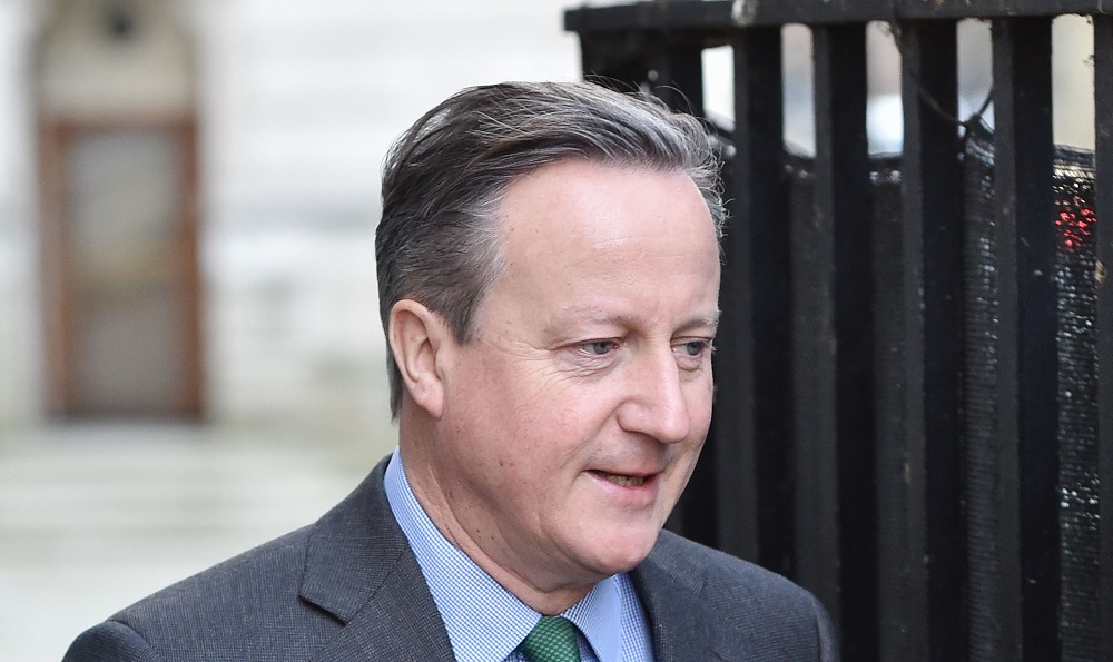 Ministrul britanic de Externe, David Cameron: Ucraina are dreptul de a lovi în interiorul Rusiei