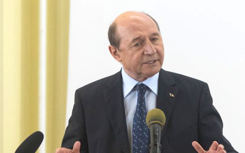 Băsescu: Iohannis va sfârși în ridicol dacă și-a anunțat candidatura la șefia NATO fără a avea o garanție din partea unor țări ca SUA, Marea Britanie sau Olanda / Decalogul pe care l-a prezentat e o chestiune absolut ridicolă (VIDEO)