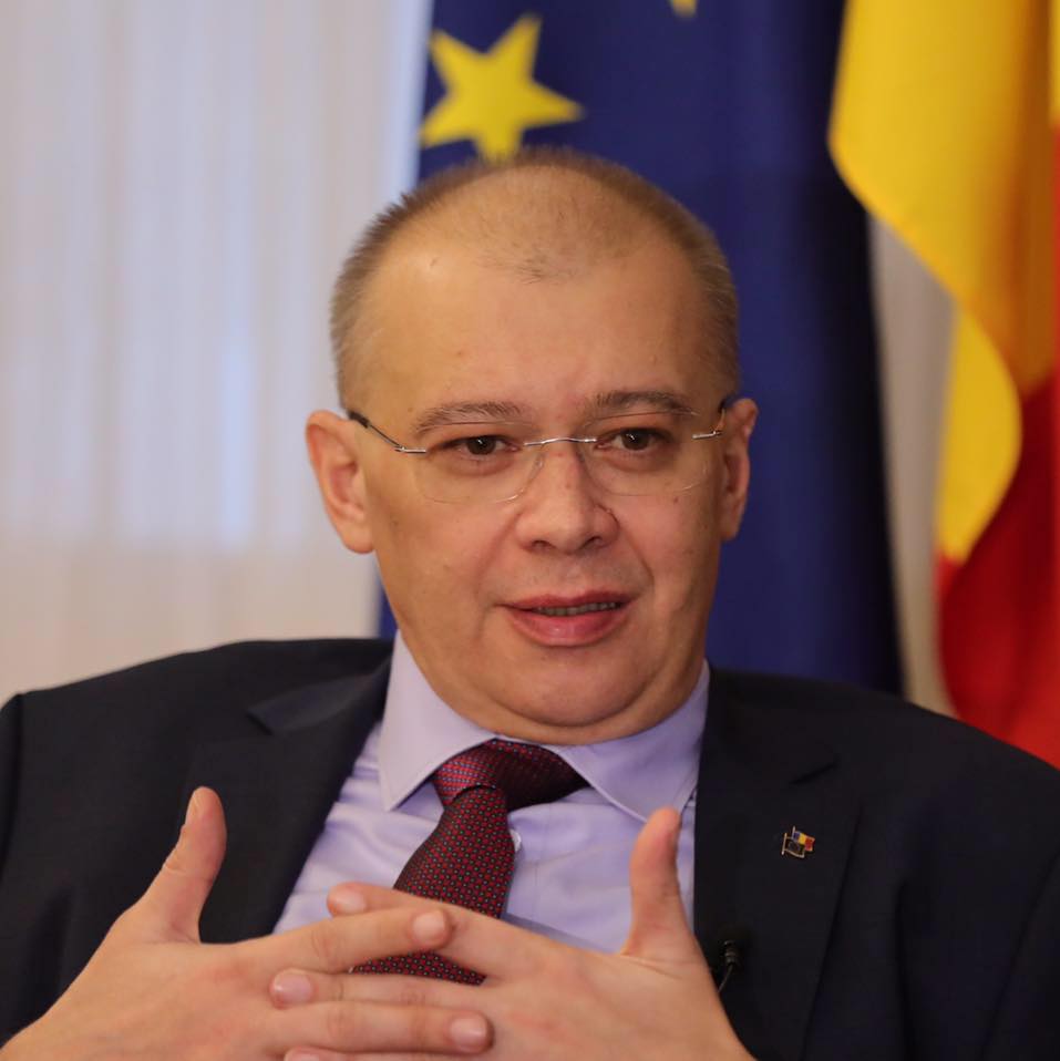 Dan Mihalache: „Interesul național al României este păstrarea direcției pro-occidentale”