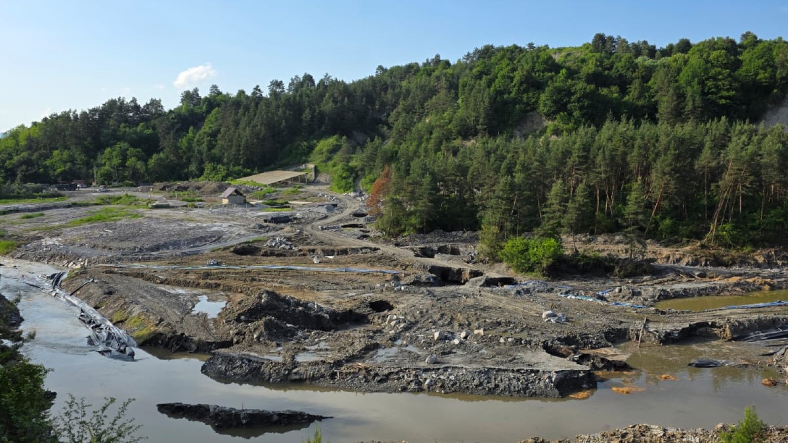 Situația se degradează la Salina Praid. Eroziunile în tavanul minei ...