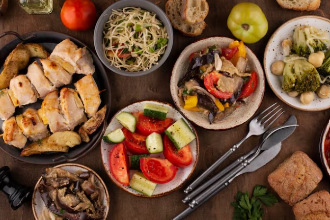 Idei delicioase după Paște. Cum transformi resturile de la masă în rețete noi și rapide