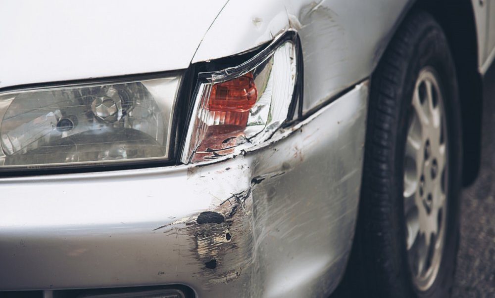 Despăgubiri după accidente rutiere în Suceava: când ai nevoie de sprijin juridic în drept civil?